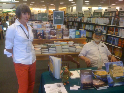 Christina & Lee Cody at Barnes & Noble, Gulfport 2009