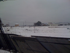 広島は雪景色（新幹線より）