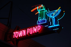 20090814 Town Pump