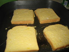 Cooking french toast