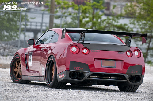 ISS FORGED Nissan GTR on FS6