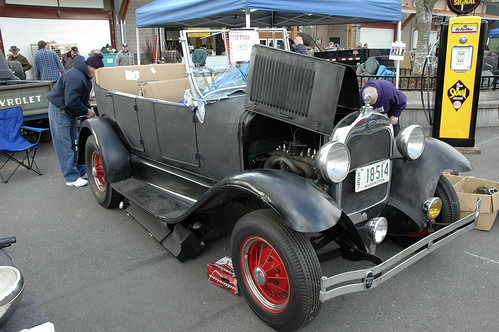1927 Lincoln Coaching Brougham