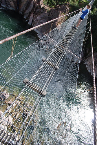 NZ's largest swing bridge