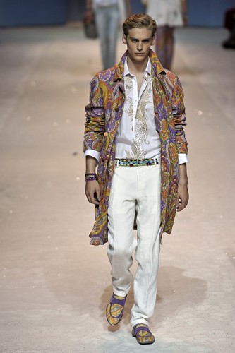 Jeremy Dufour358_SS10_Milan_Etro(first VIEW)