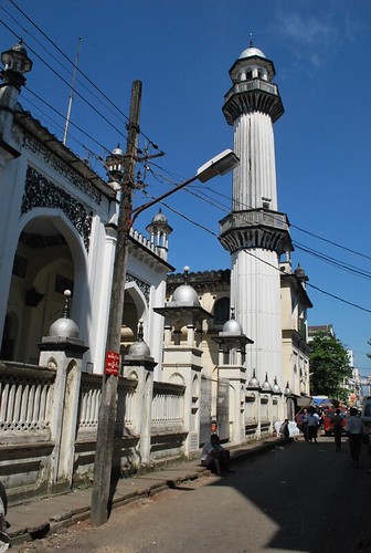 The MOGUL SHAH JAAMAY MASJID, Yangon by Tianyake.