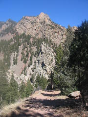 Start of Rattlesnake Gulch Hike, Heading to the back of the Bastille Formation