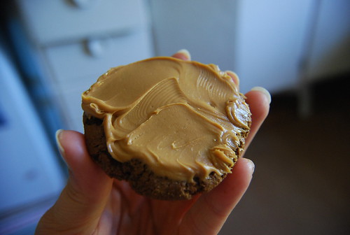 Spelt Ginger Snap with peanut butter