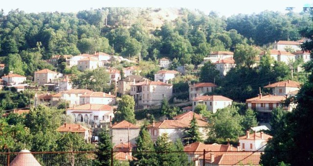  Δυτική Μακεδονία - Κοζάνη - Δήμος Τσοτιλίου Μερική άποψη του Αυγερινού από το σχολείο 