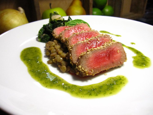 tuna steak with puy lentils and basil oil