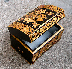 russian-curio-box