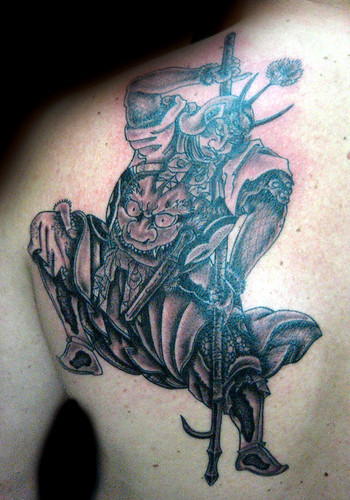  Tatuaje Samurai Pupa Tattoo Granada 