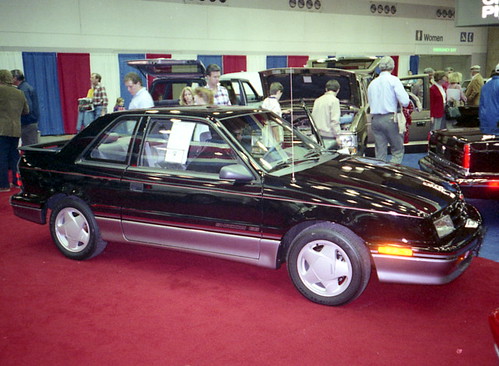 1990 Dodge Shadow ES by splattergraphics