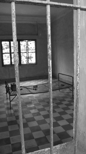 023.教室被用來作為行刑室