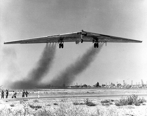 Warbird picture - Northrop YB-49 Flying Wing.01