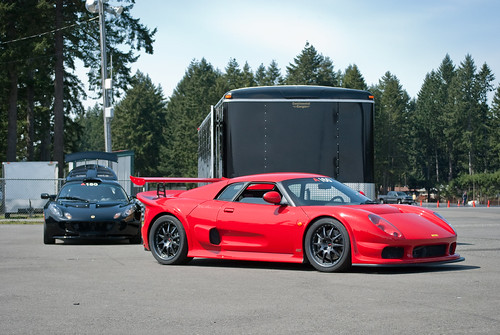 Noble M400 and Lotus Elise
