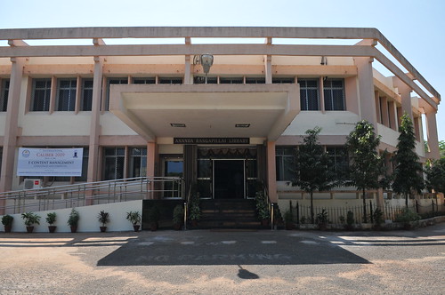 Pondicherry University - 圖書館