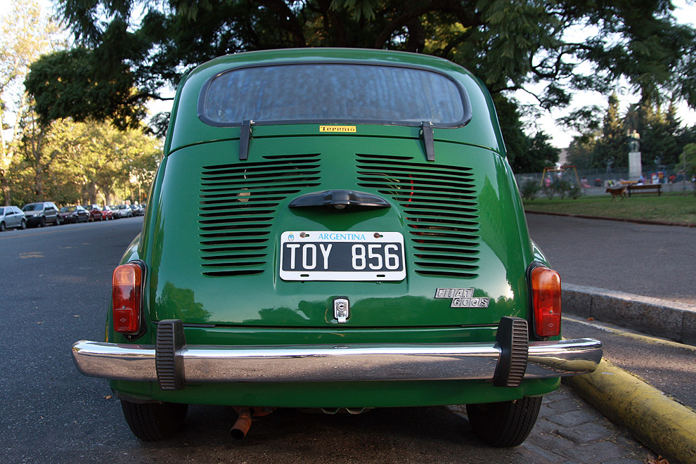 Green Fiat 600