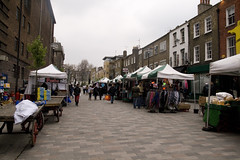 a street market in Inverness (by: Emma Swann, creative commons license)
