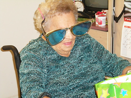 Grandma Gert parties hard at 90.