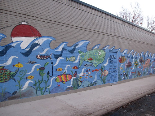 Mural at 33rd St at Minnehaha Ave S