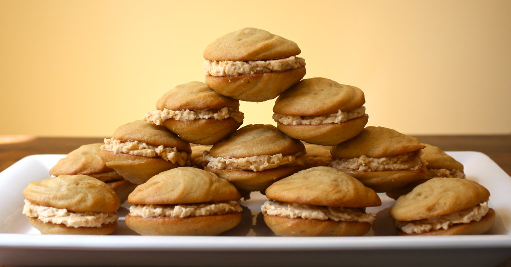Whoopies with Salted Caramel Filling