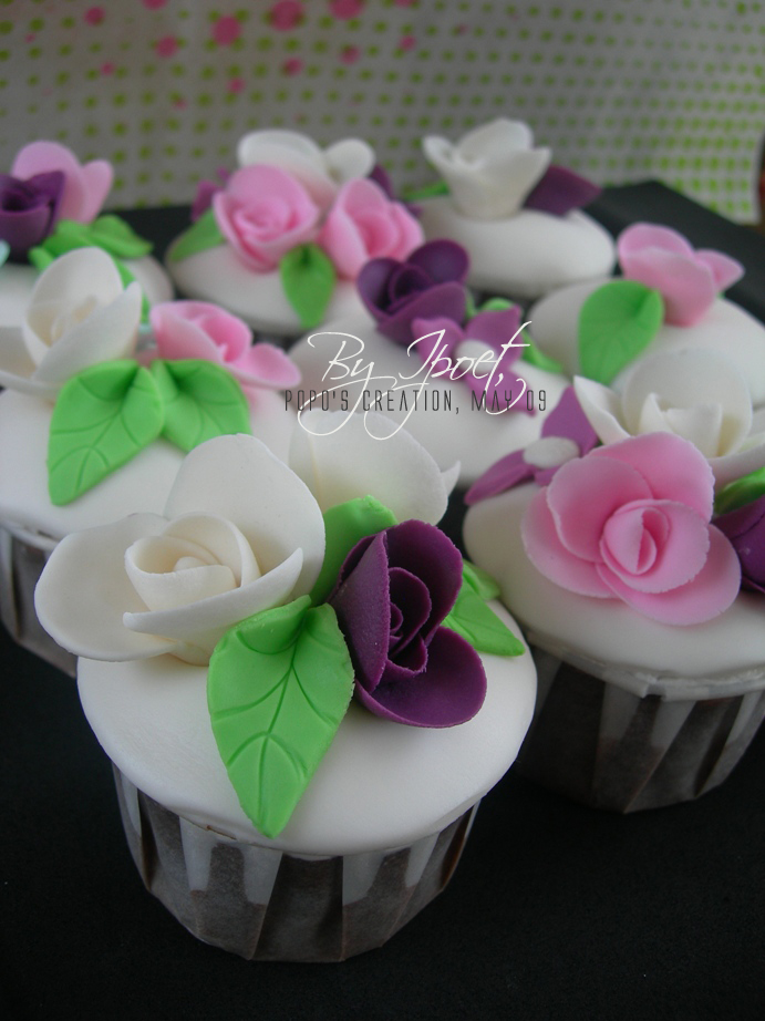 Violet Cupcake