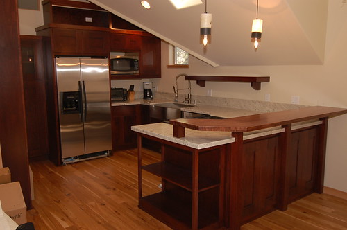 Compact cherry wood kitchen
