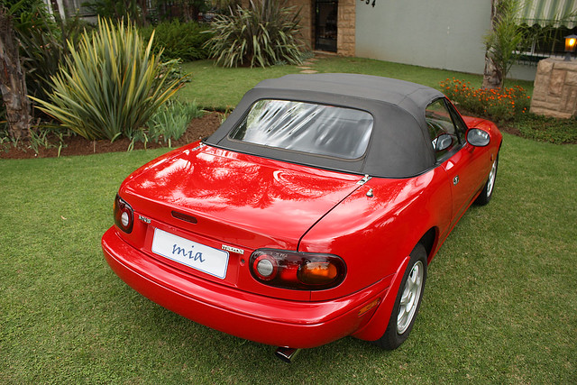 red convertible na mazda miata mx5 roadster softtop eunos