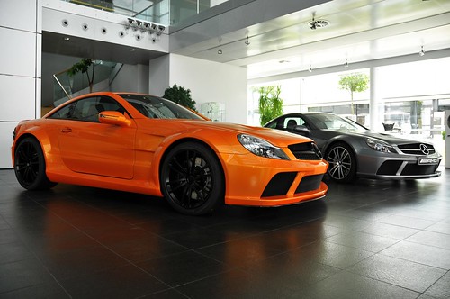 Orange Metallic SL65 Black