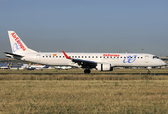 Air Europa ERJ-190-200LR EC-LIN MAD 04/06/2011