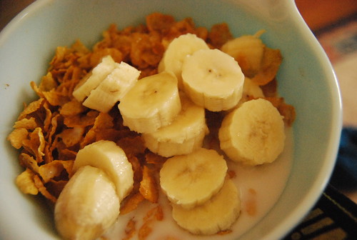 Cornflakes with banana