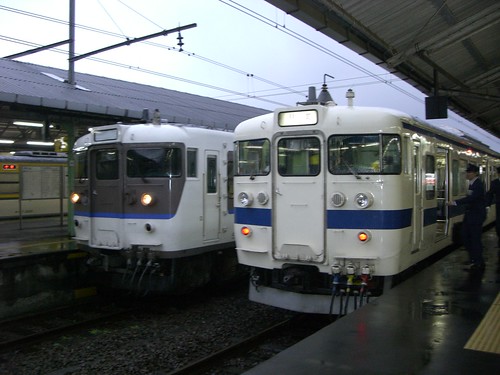115系と415系/115 series and 415 series