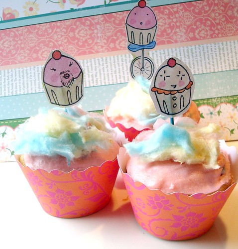 Carnie Cotton Candy Cupcakes