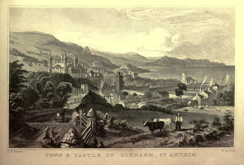 014- Pueblo y castillo de Glenarm en el condado de Antrim Irlanda