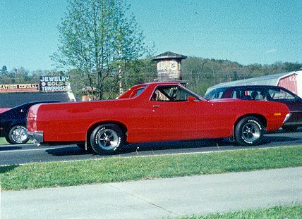 red ford torino 1972 ranchero