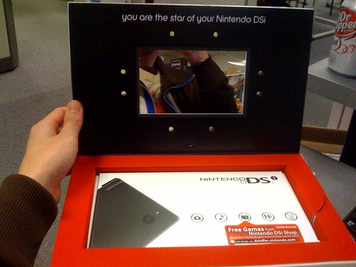 Nintendo DSi in mail