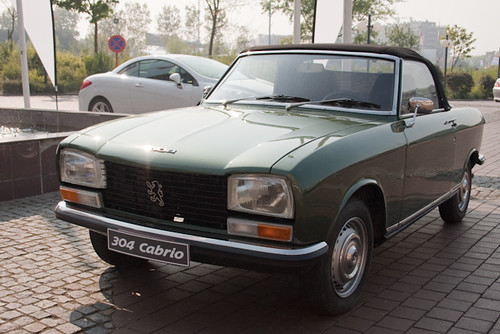 Peugeot 304 Cabriolet by SuperCarFreak