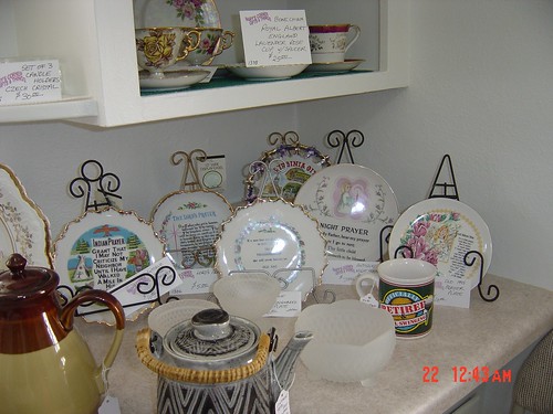 DSC00327 Old plates with sayings,