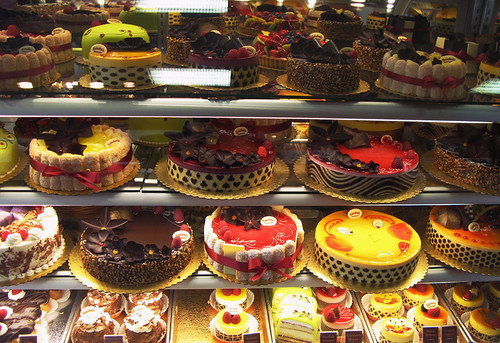 Schubert's Bakery display