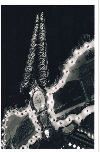 Carousel / Eiffel