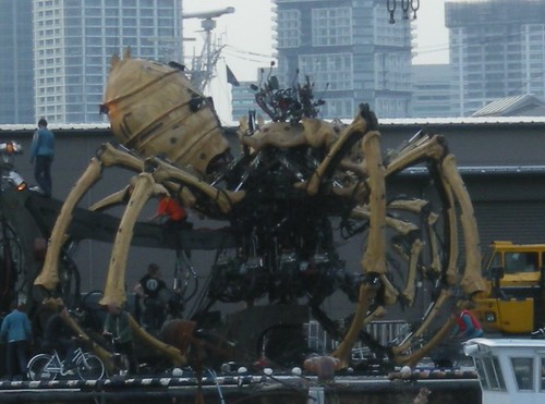 "La Machine" Giant Spider Machine!