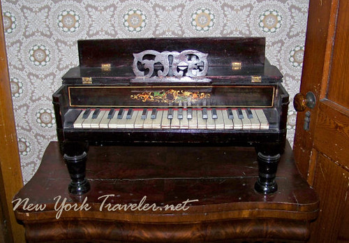 Julia's Small Piano
