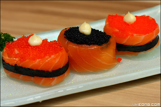 salmon-sushi-trio
