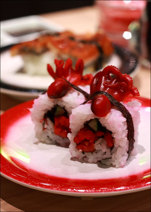 baby-octopus-sushi