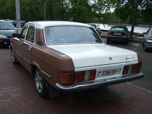  GAZ3102 Volga Retro via Flickr GAZ 3102 volga 2000 050411 via Flickr 