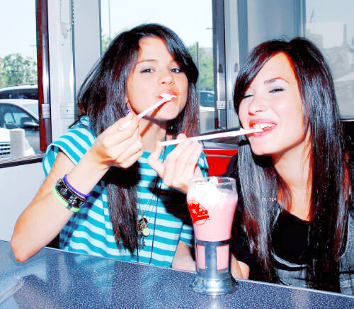 selena gomez and demi lovato wallpaper. Demi Lovato and Selena Gomez