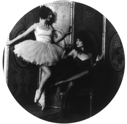 Helen and Dolores Costello, Ziegfeld girls, by Alfred Cheney Johnston, ca. 1930 par …trialsanderrors