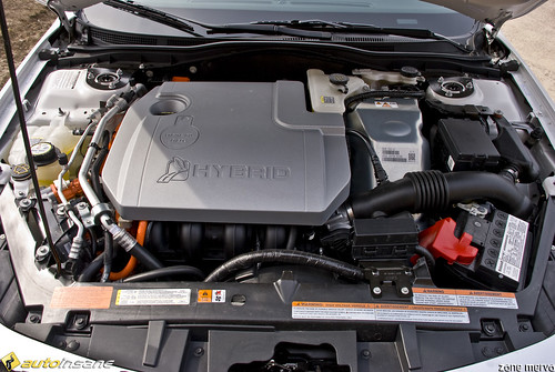 Ford Fusion Hybrid Engine. Ford Fusion Hybrid - Engine