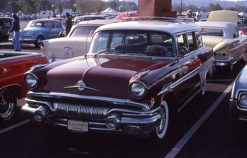 1957 Pontiac Star Chief wagon a photo on Flickriver