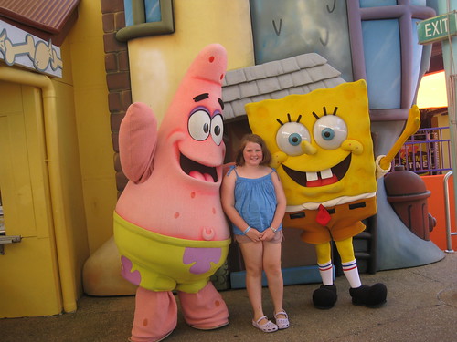 Amy with Patrick and Spongebob